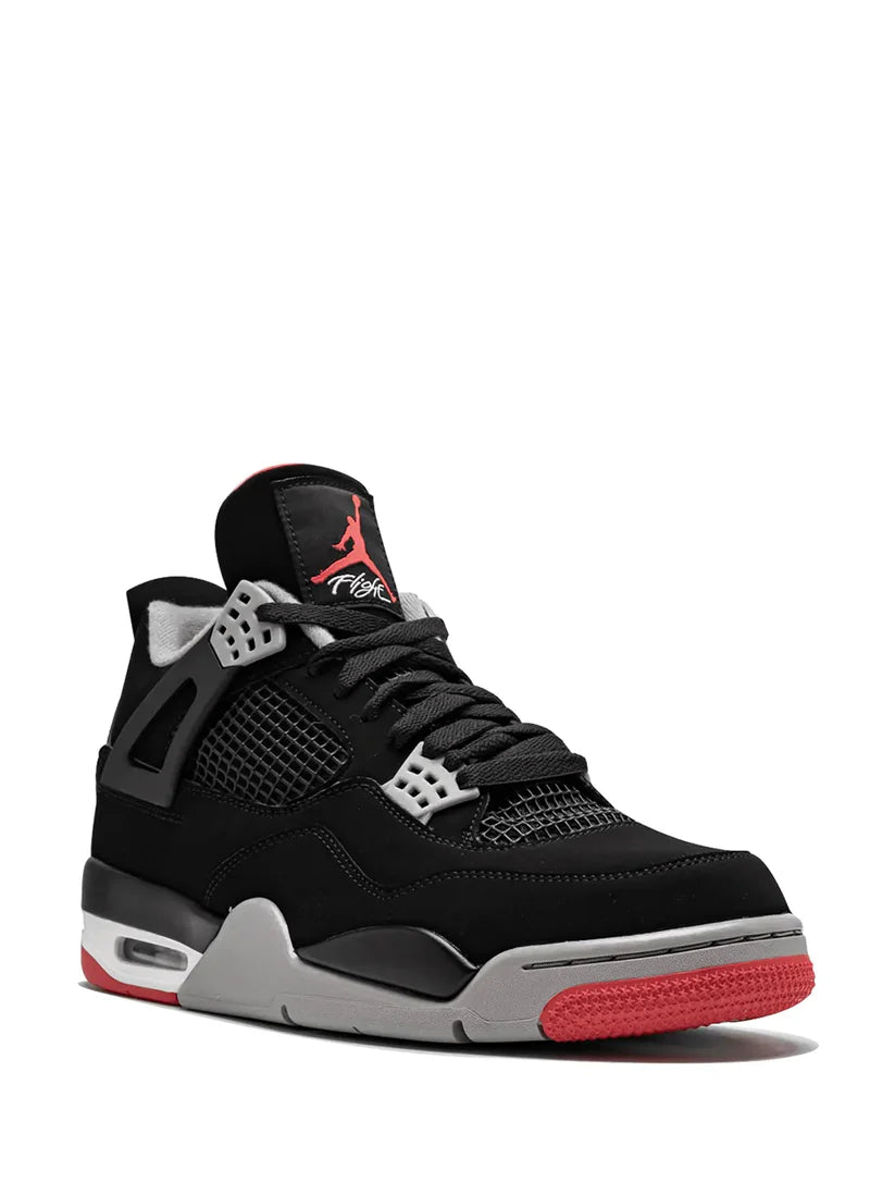 Air Jordan 4 – Bred